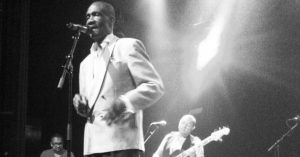 27661-ambon-siap-siap-penyanyi-legendaris-oscar-harris-akan-datang-ke-kotamu-1024-768